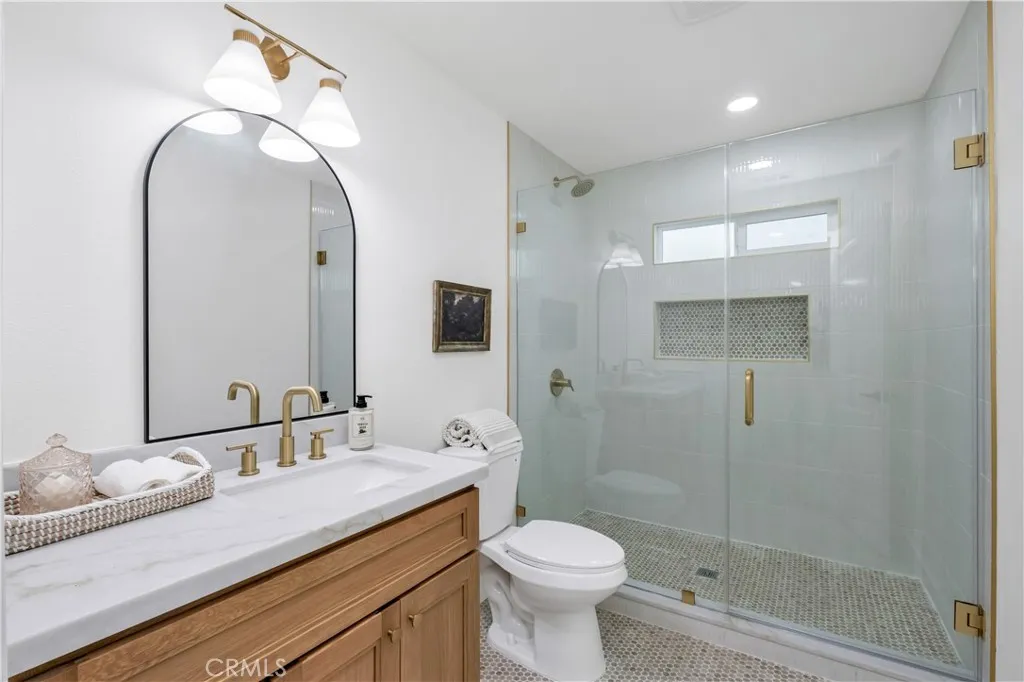 834 W 95th, Los Angeles, California 90044 home-pic-2